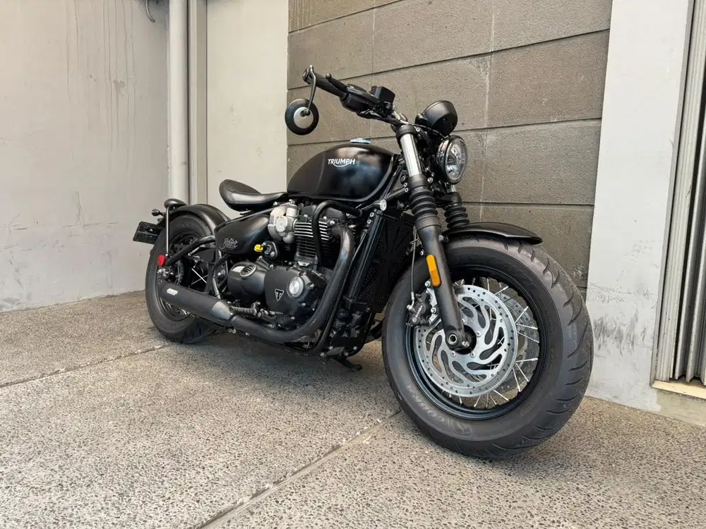 Triumph Bobber Black 1200
