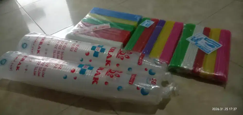 Cup 22 ozz,sedotan warna