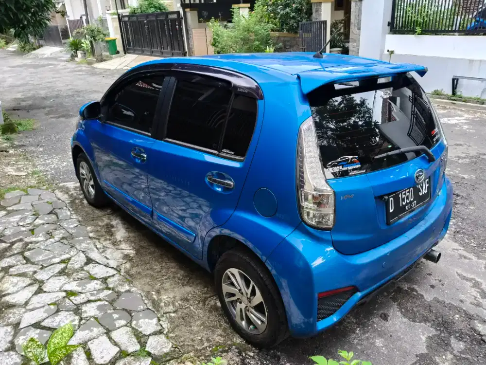 Daihatsu sirion A/T biru metalic