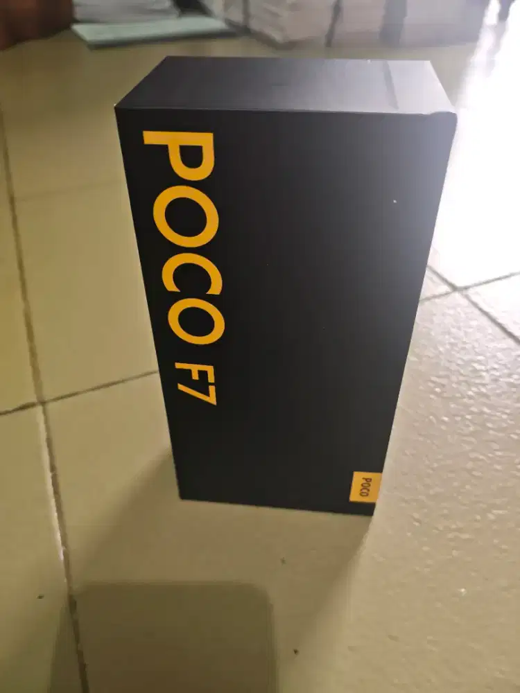 Jual poco F7 12/512 fullset ori