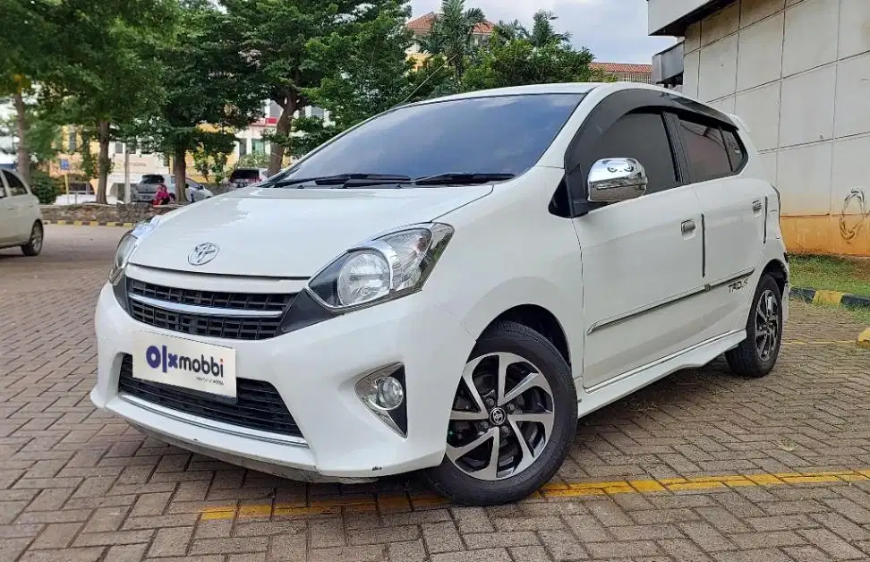 TDP 4,JT Toyota Agya 1.0 G TRD Sportivo Bensin-MT Putih 2016