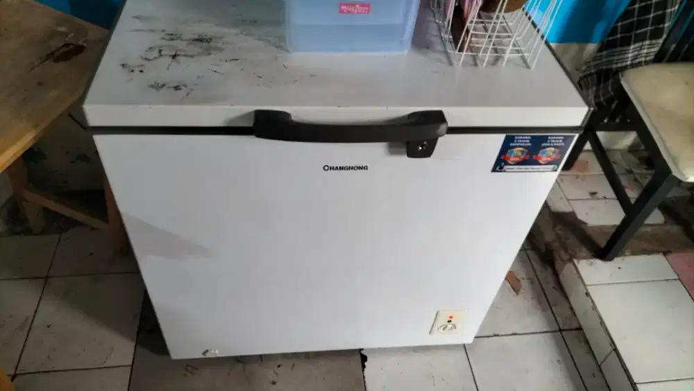 Jual freezer box 200 L