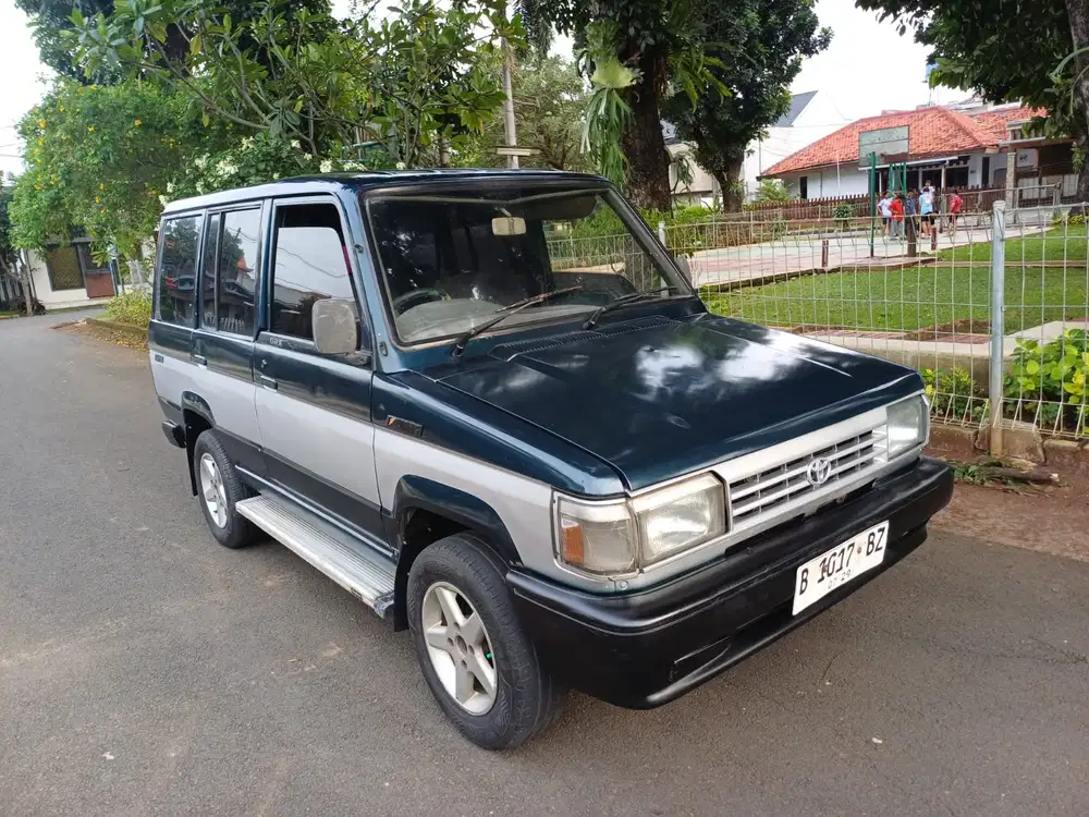 Toyota Kijang Rover th.1994 Bensin