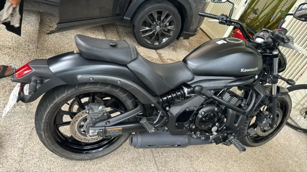 KM 1000! Kawasaki Vulcan S650 Hitam Murah