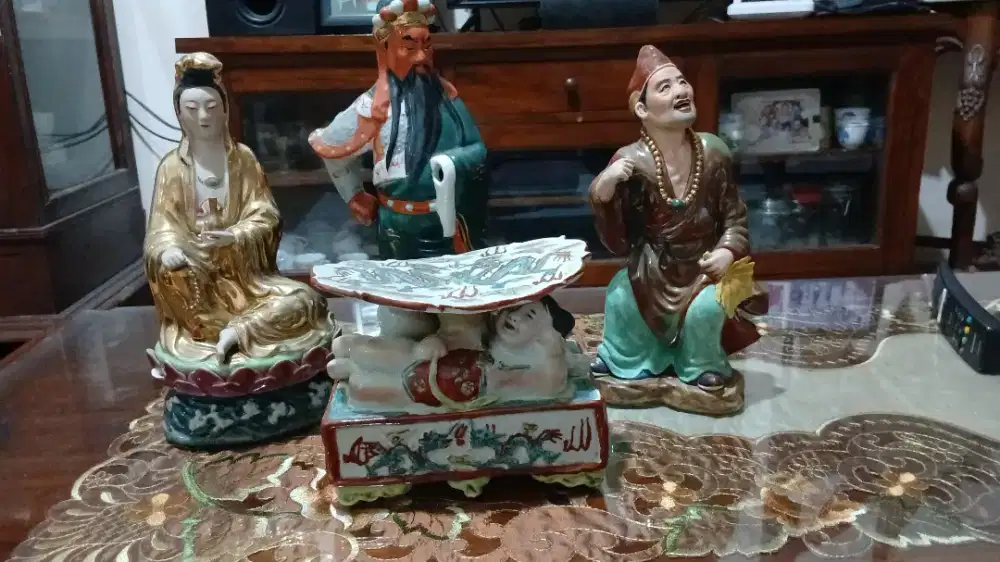 Assesoris barang antik