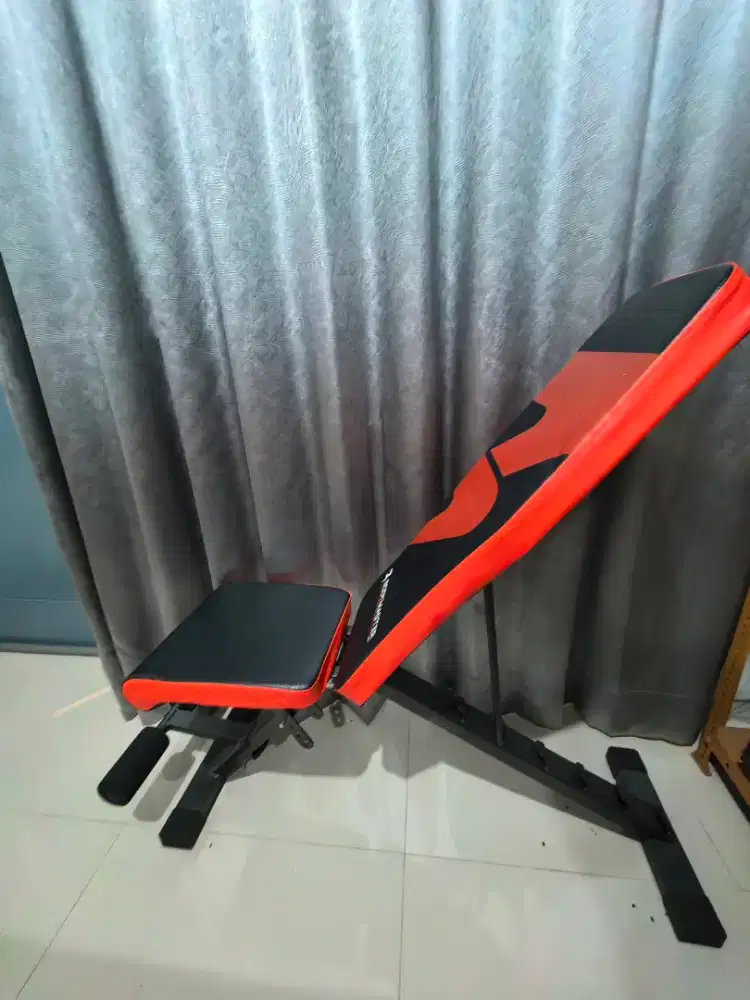 Bodymaster Adjustable Bench Bangku Gym Fitness