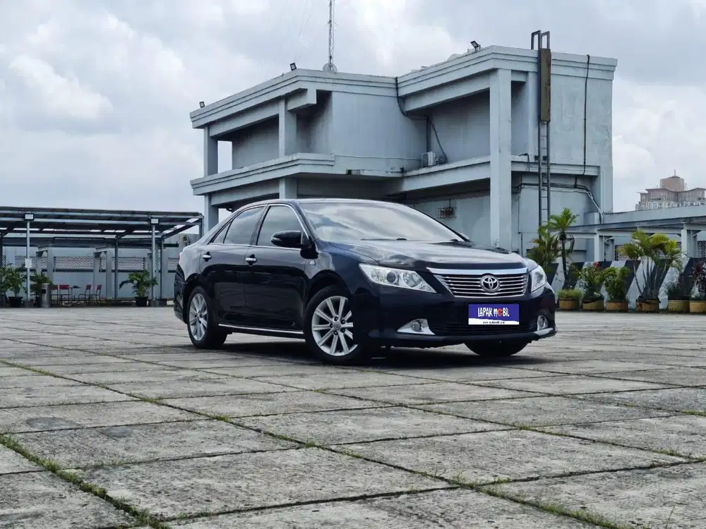 Toyota Camry 2.5 V Matic 2013 Km 124rb Mulus Terawat