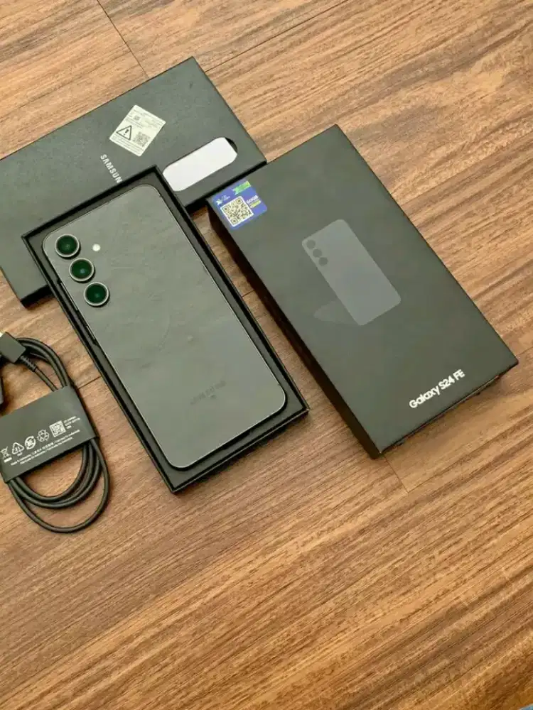 Samsung S24 FE Istimewa Like New Garansi Panjang