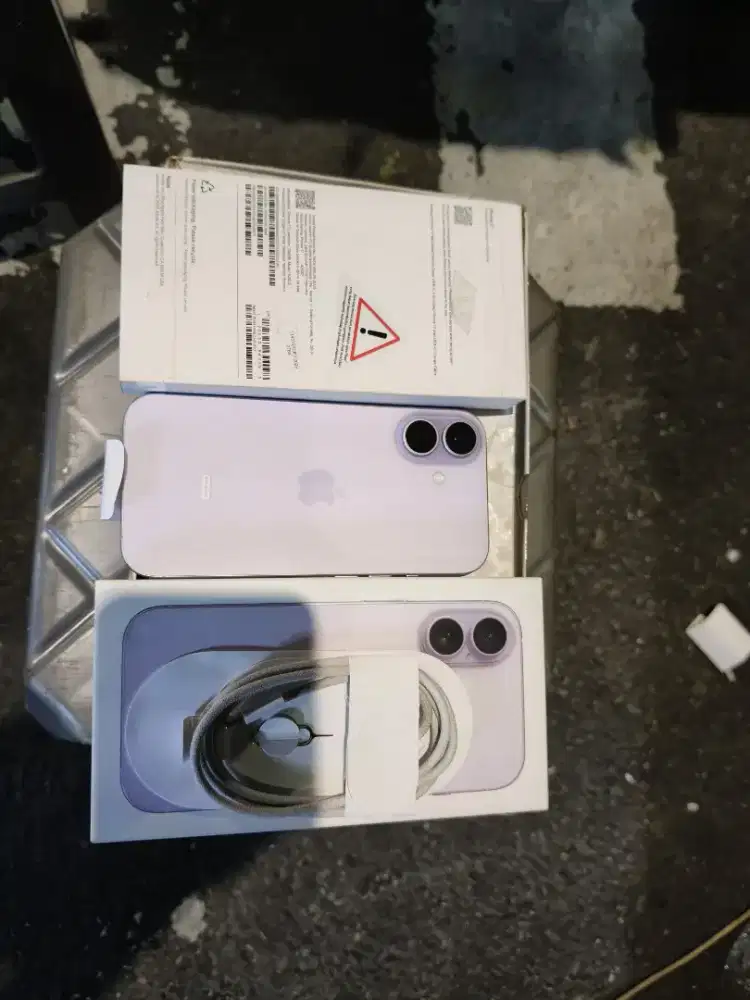 Iphone 17 Ibox 256Gb Fullset Mulus Garansi Panjang