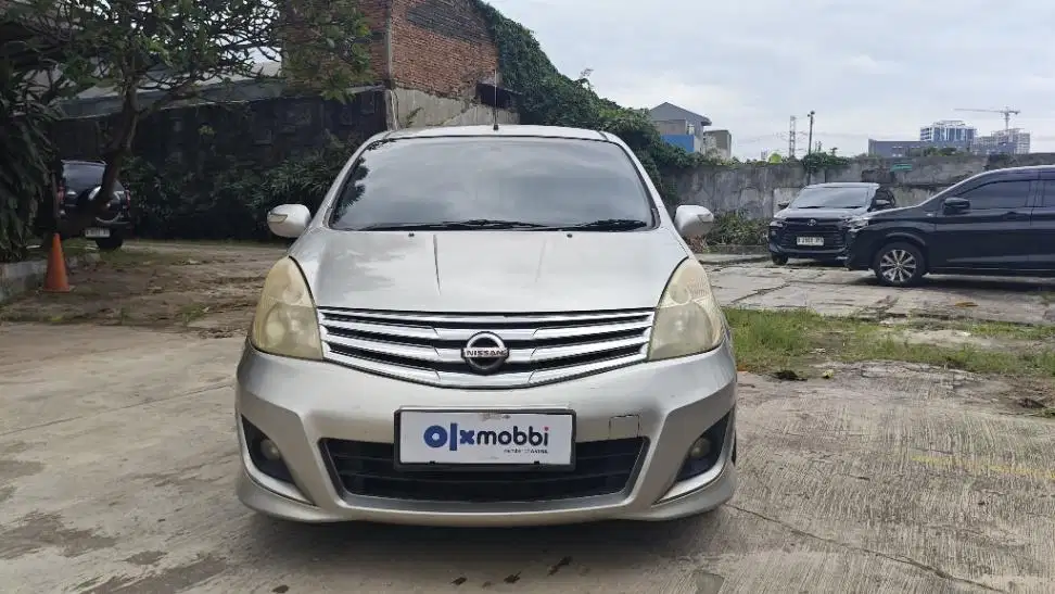 TDP 3,JT Nissan Grand livina 1.5 XV Bensin-AT Abu 2012