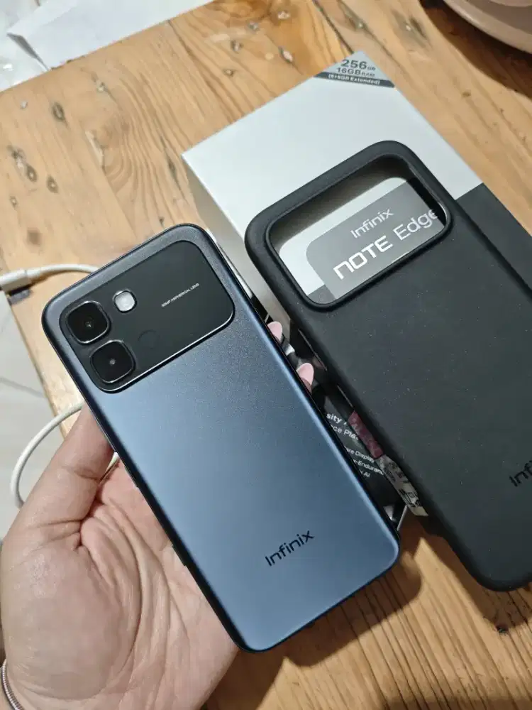 Dijual infinix note edge 8/256 black