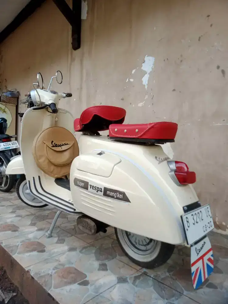 Vespa super 1977 cantik