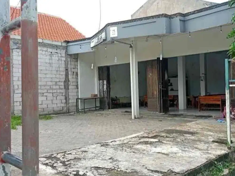 Dijual Gudang di raya medokan semampir