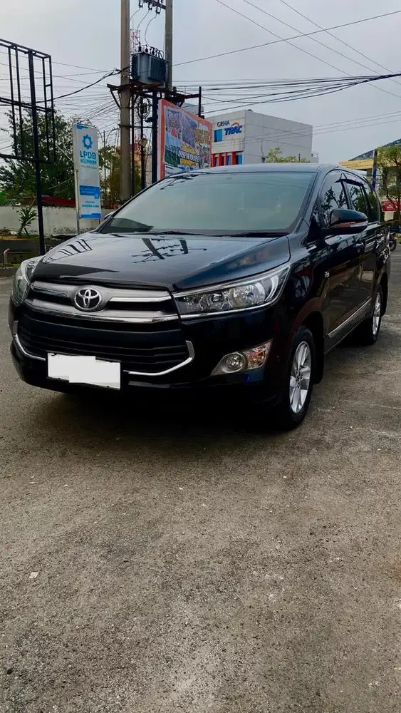 Innova Reborn 2.0 V M/T 2017 — Simpanan Istimewa, Siap Jalan Jauh!