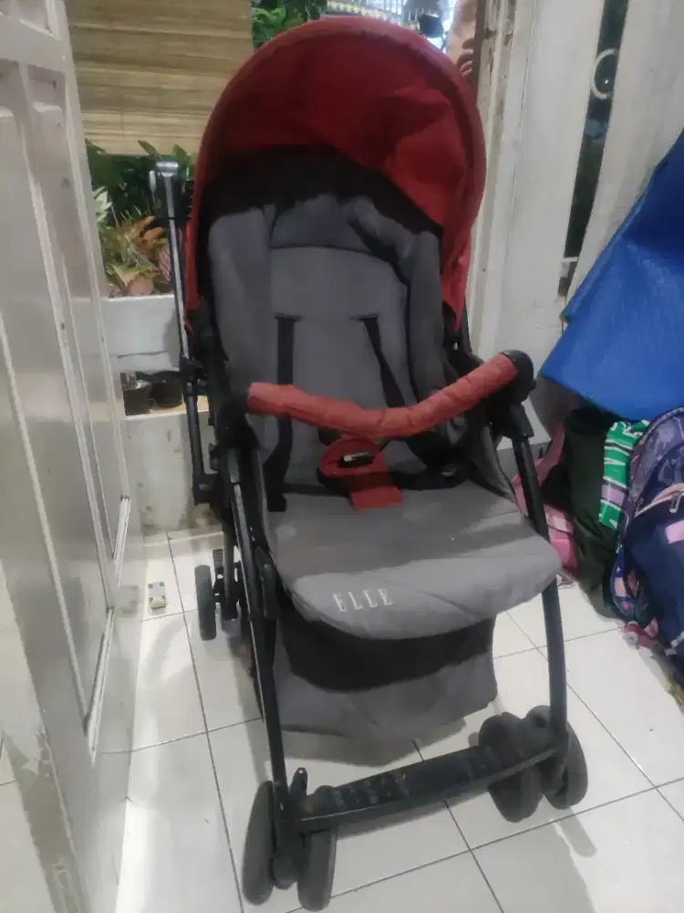 stroller bayi (baby elle)