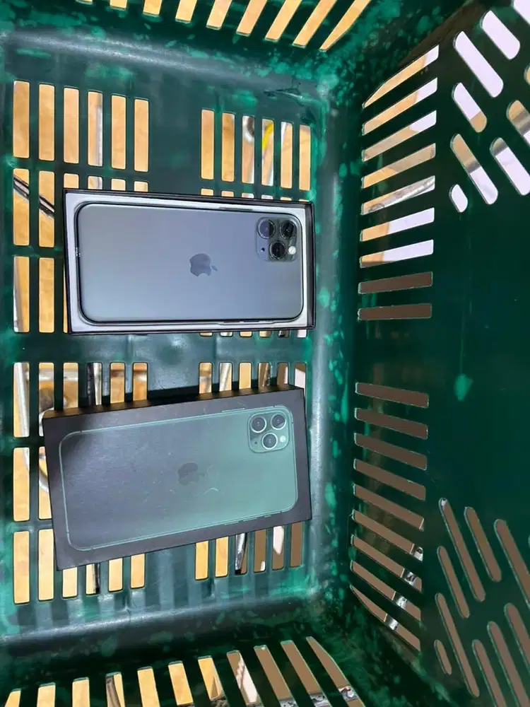 iphone 11 pro 256gb super baru dan bersih