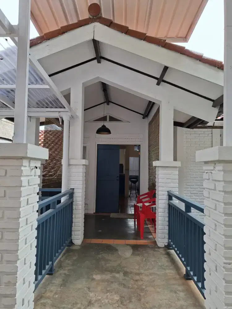 SEWA RUMAH LANTAI 1 FULL FURNISHED 15 MENIT DARI GEDUNG SATE BANDUNG