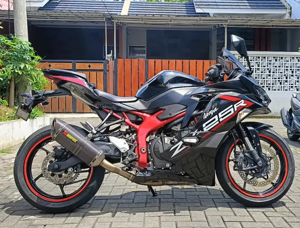 Zx25r abs qs 2021 low km