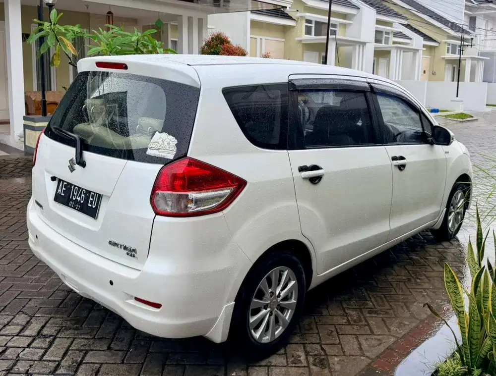 Suzuki ertiga 2012 GL manual