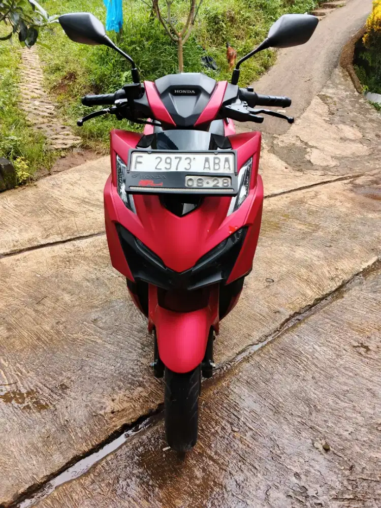 Vario 160 cbs iss thn 2023