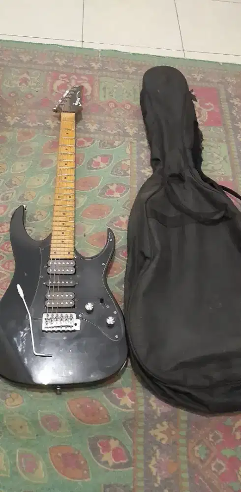 BU Gitar Ibanez Custom + Bonus