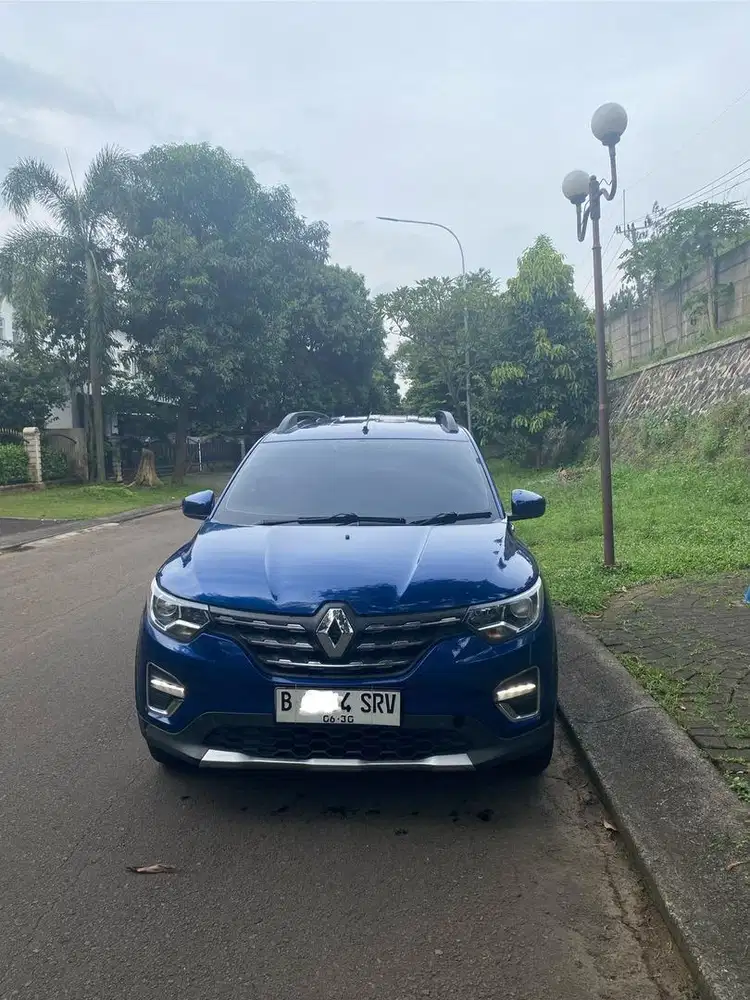 Jual cepat Renault Triber kondisi sangat baik