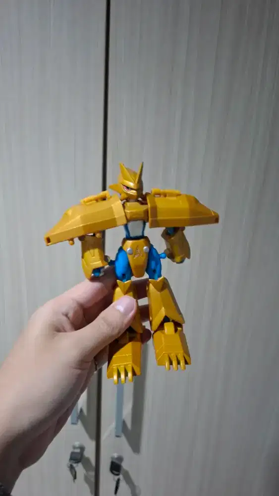 Digimon Magnamon egg of miracles 2000 bandai