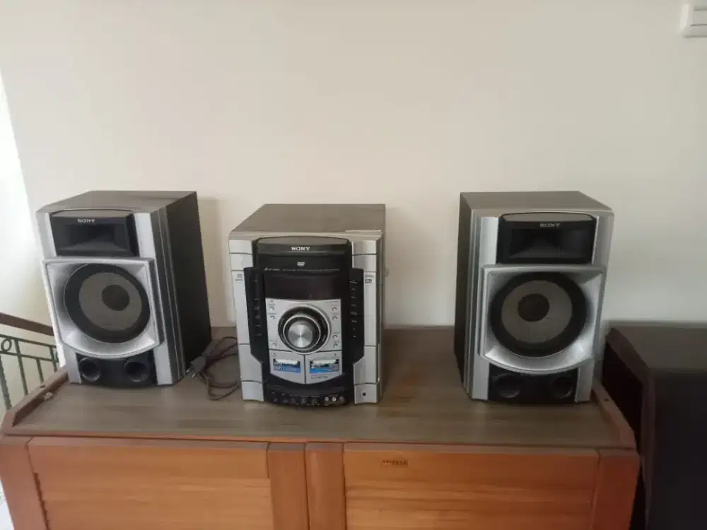 Tape compo Sony second MHC-GNZ77D