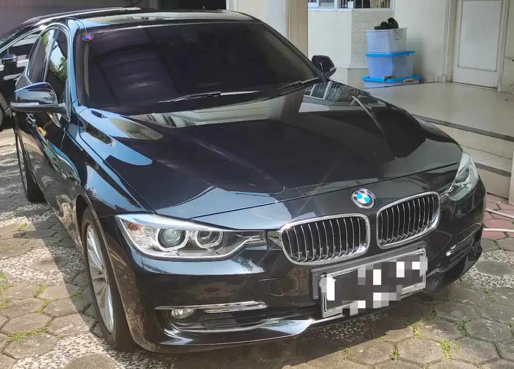 BMW 320i (2015)