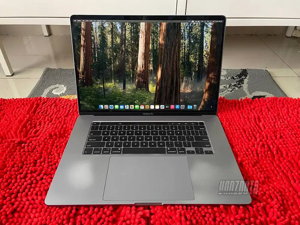 MACBOOK PRO 2019 16 Inc, Intel i7, RAM 32 Gb, SSD 512 Gb