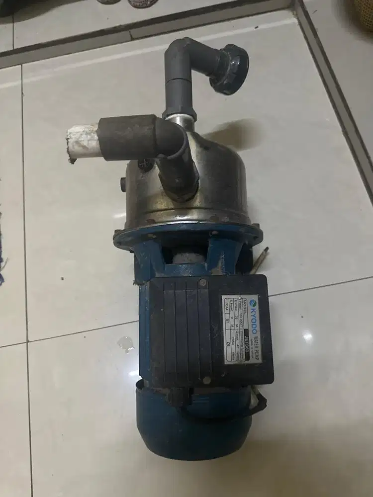 Mesin pompa air