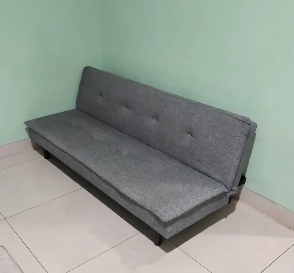 Di jual sofa bed second
