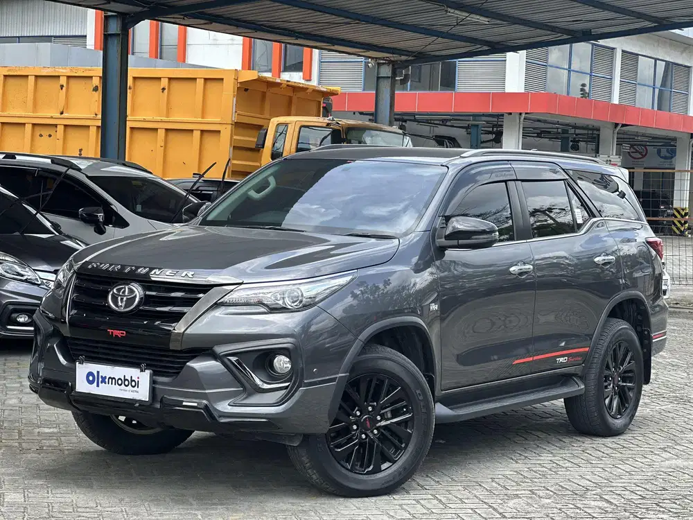 Toyota Fortuner 2.7 SRZ TRD Bensin-AT 2020 - ZV