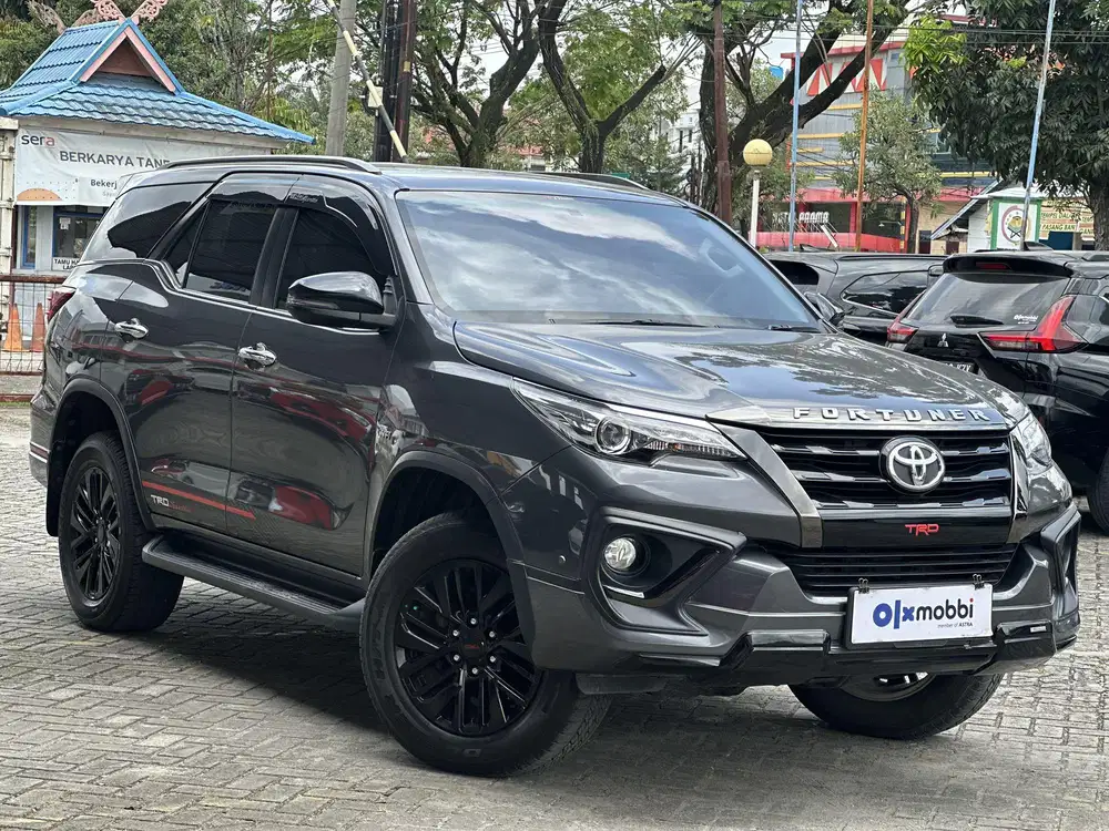 Toyota Fortuner 2.7 SRZ TRD Bensin-AT 2020