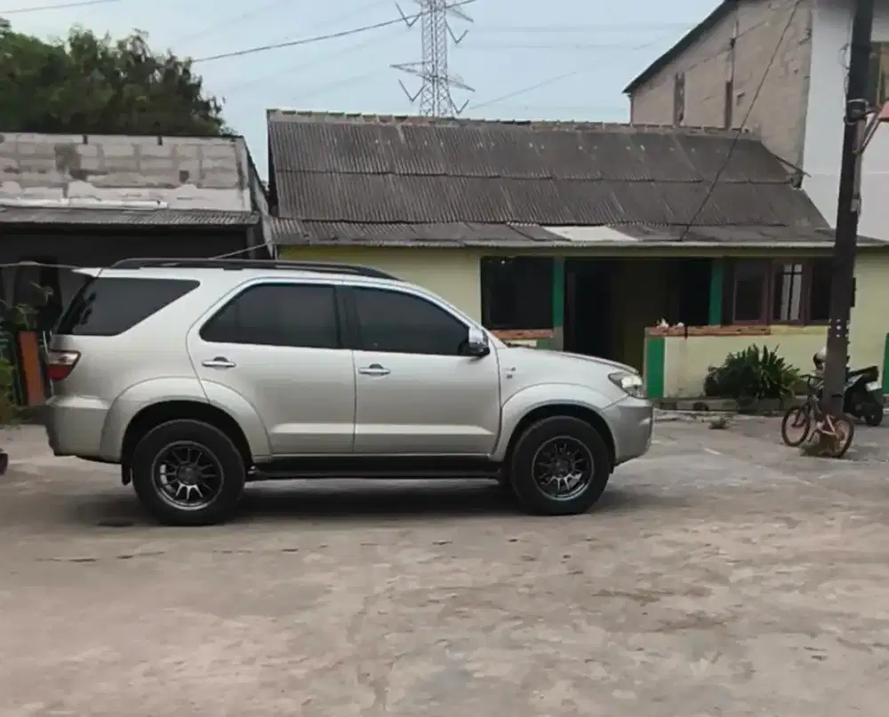 Toyota Fortuner 2010 Diesel