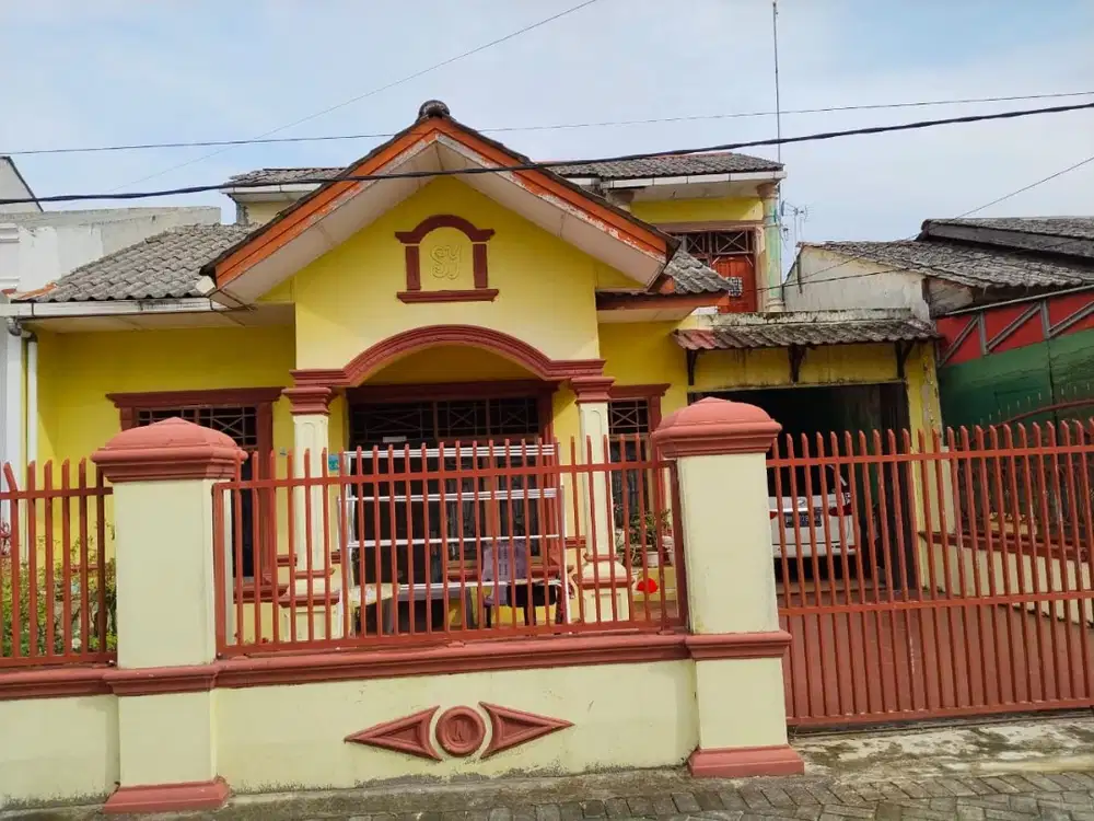 Dijual Rumah 2 Lantai dalam Komplek, Dekat Bandara Kualanamu