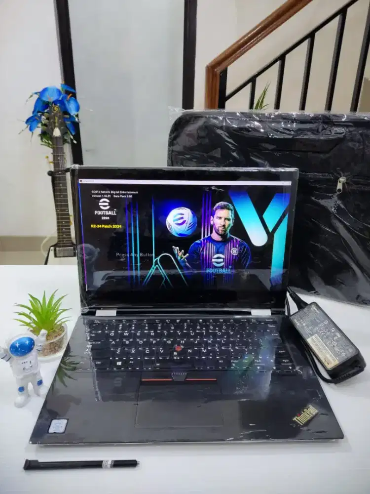 Lenovo Thinkpad Yoga 370 V40 Touchscreen + PEN [RAM 8GB / SSD 256GB]