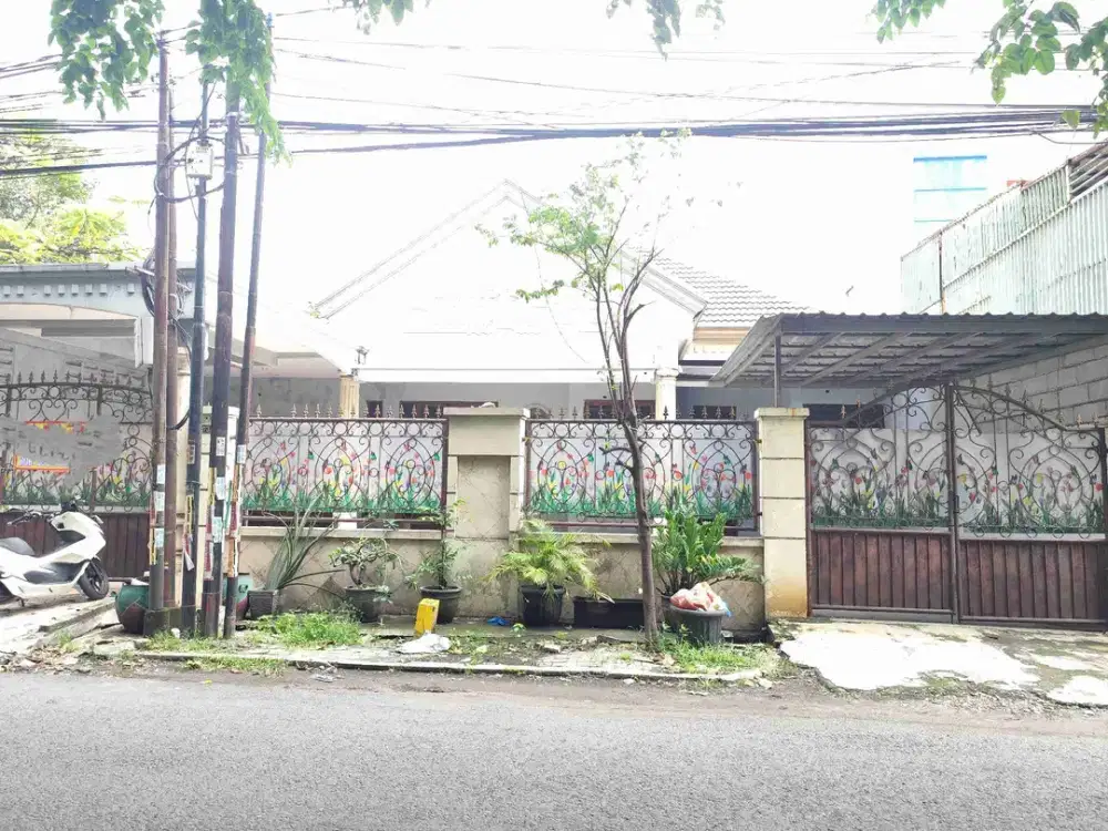 Jual Cepat, Rumah Luas Raya Rungkut Asri Utara Cocok utk Ruko Kantor, Homestay