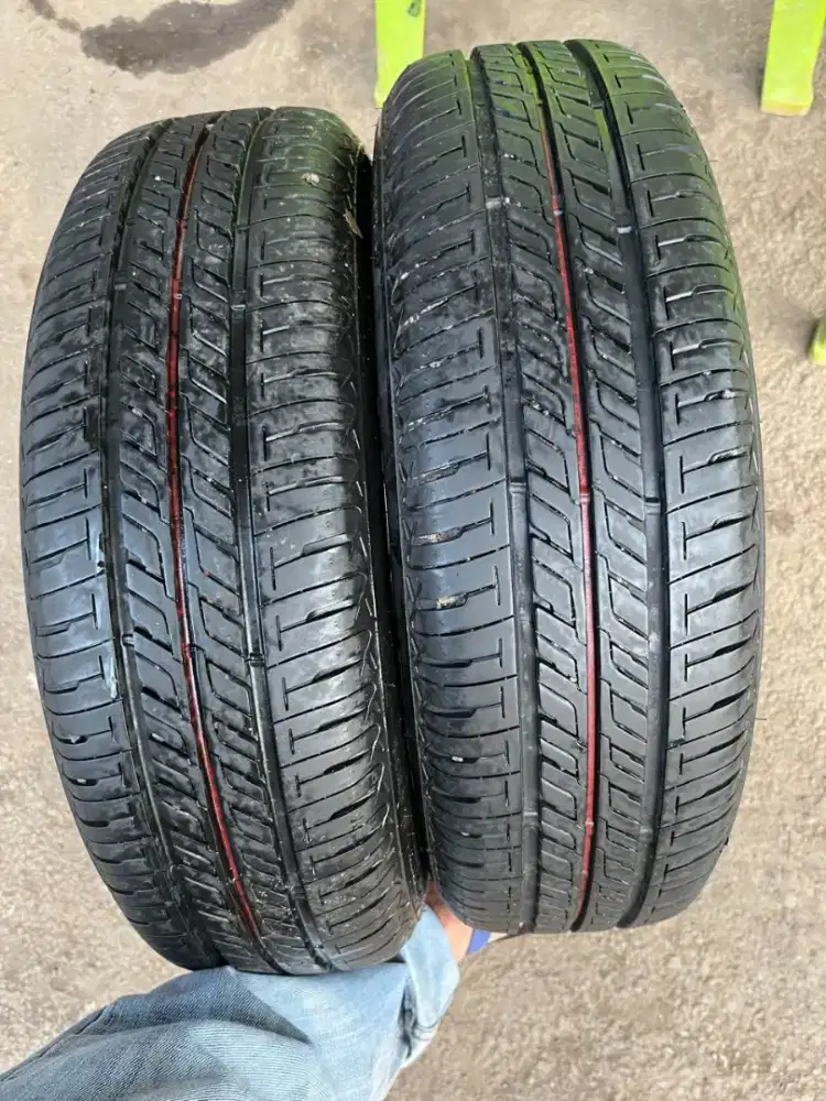 Bridgestone 175/65 R14 kondisi 95% tahun 2025 2buah