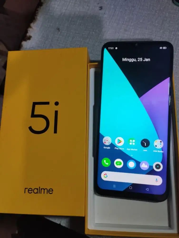 Realme 5i ram 4 64gb