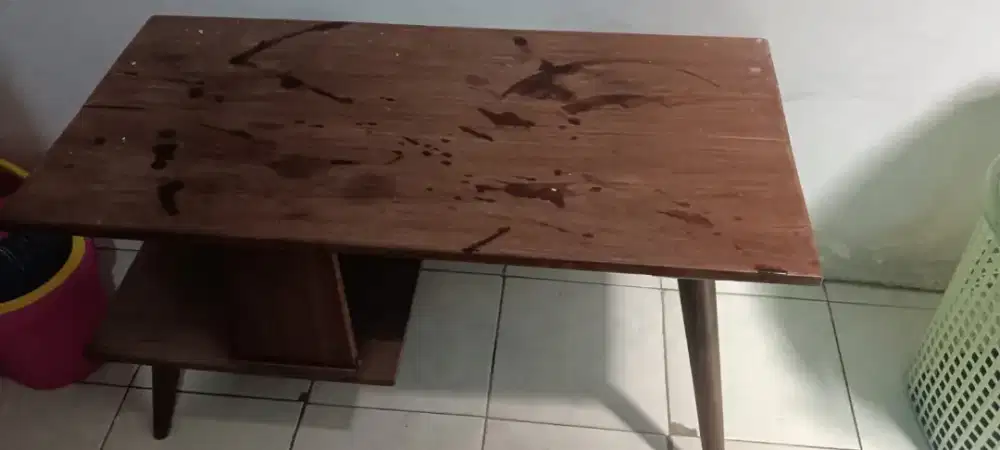 Meja Kayu Jati Tua