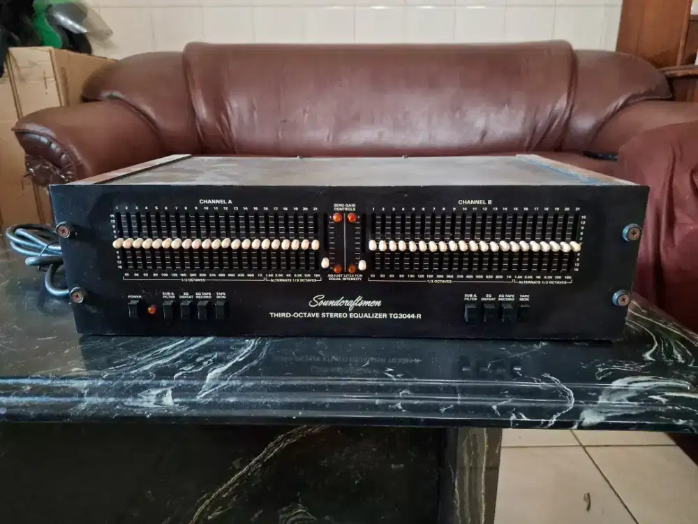 EQUALISER SOUNDCRAFTMEN TYPE TG-3044R