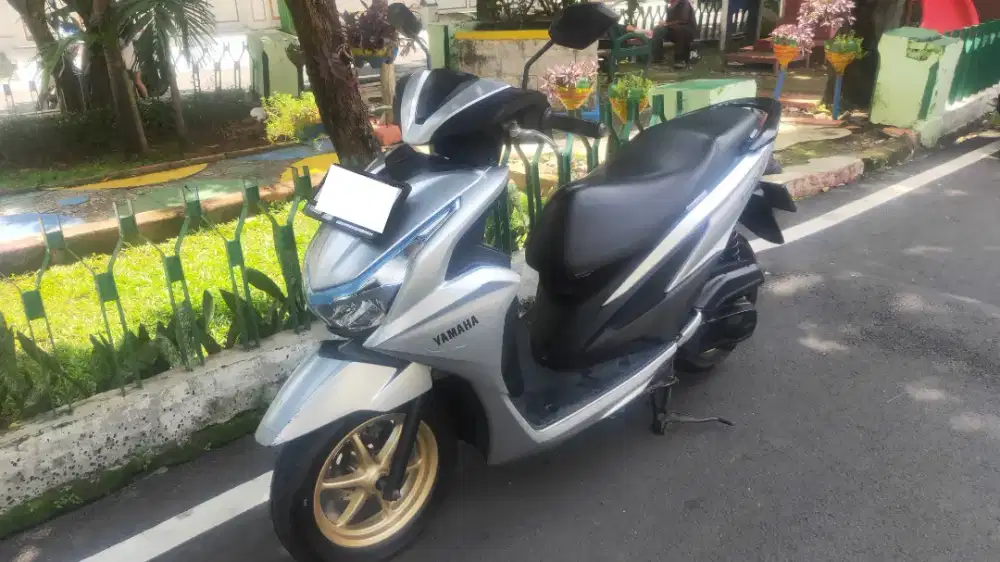 Dijual Yamaha Freego S keyless connected tahun 2023 istimewa