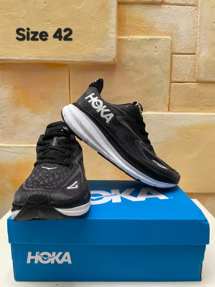 Sepatu Olahraga HOKA High Quality