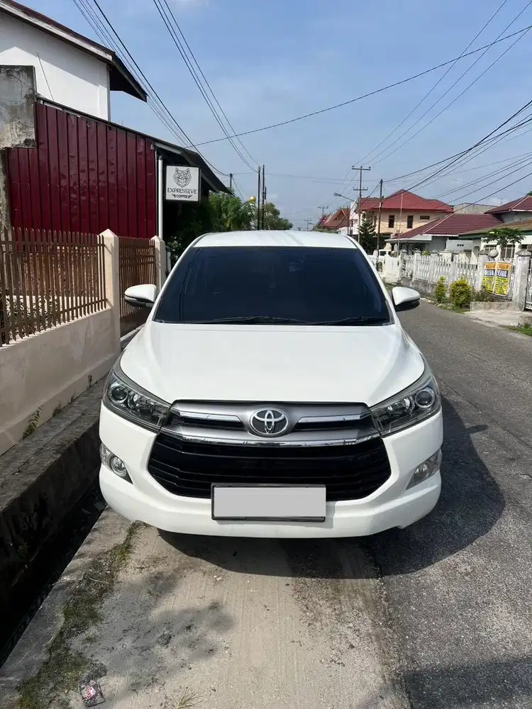 Innova V 2,4 diesel Matic