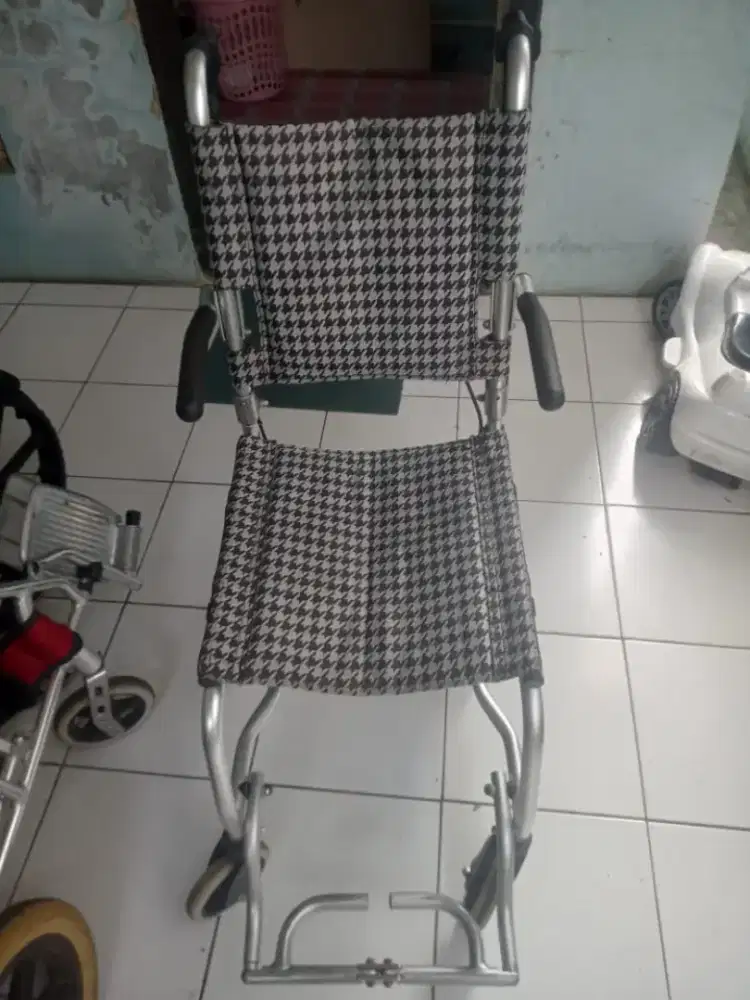 Kursi Roda Traveling