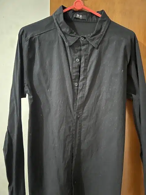 kemeja kerja pria hitam