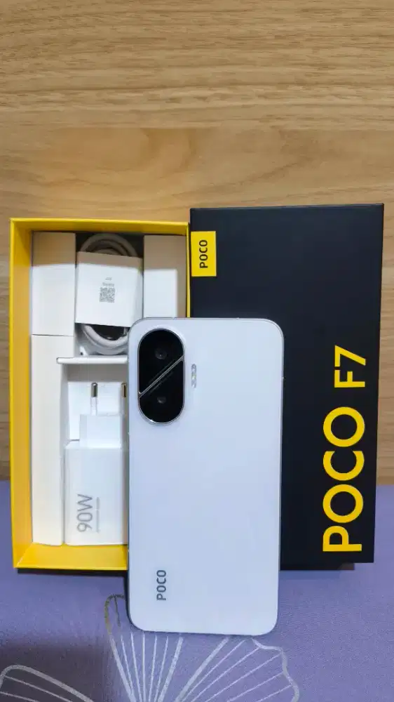 Poco F7 12/512 White