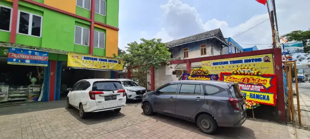 Dibutuhkan segera:Mekanik/helper mobil berpengalaman