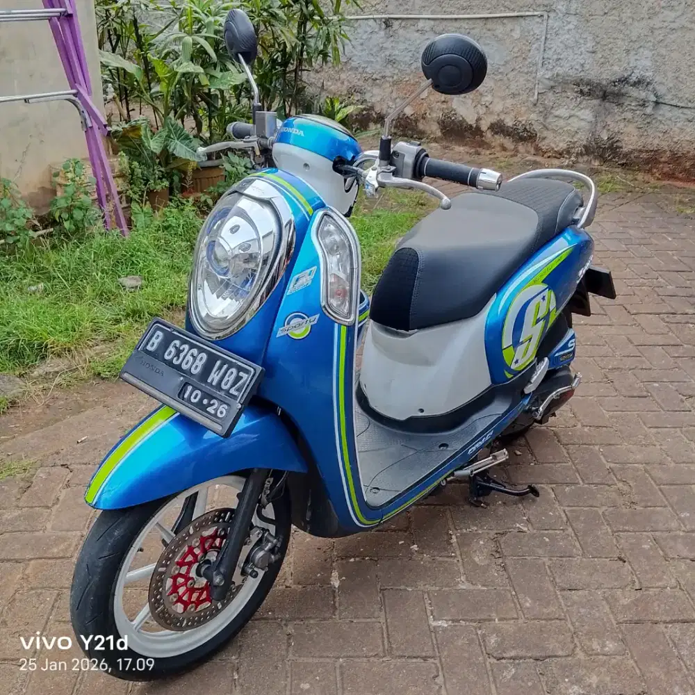 Honda scoopy tahun 2016